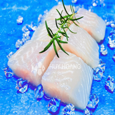 FROZEN WELL-TRIMMED PANGASIUS CUBE